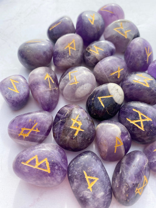 Amethyst Runes Set