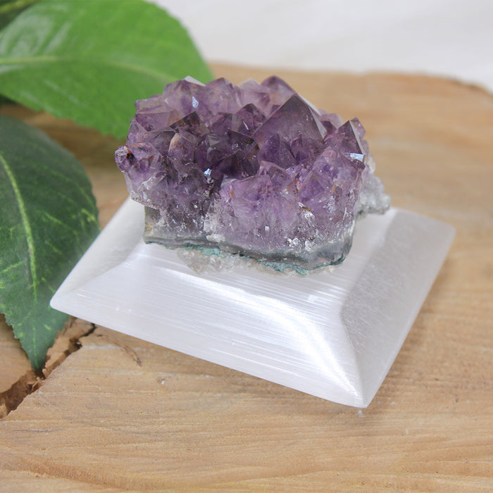 Selenite Crystal Energiser & Amethyst Cluster