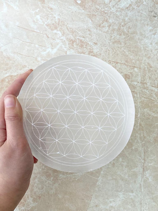 Selenite Engraved Charging Plate- Round 14cm