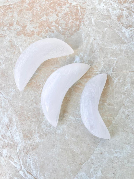 Selenite Moon - Crescent Flat