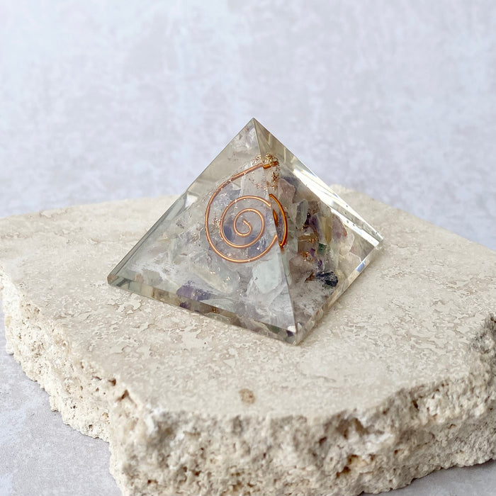 Orgonite Pyramid 4cm- Fluorite