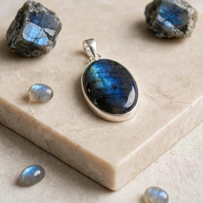 Labradorite Sterling Silver Pendant CJ11
