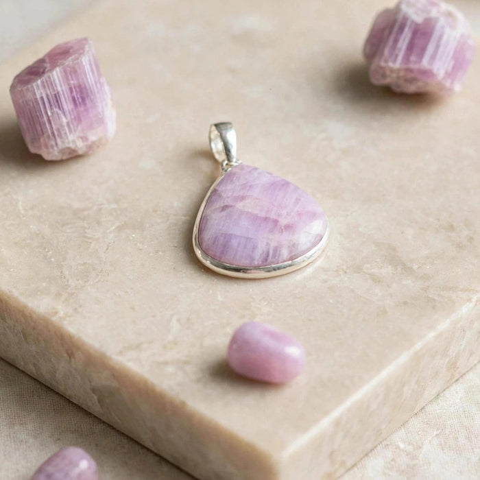 Kunzite Sterling Silver Pendant CJ16