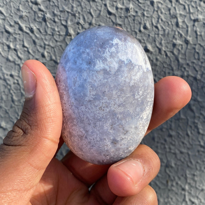 Blue Plume Agate Palmstone PP02