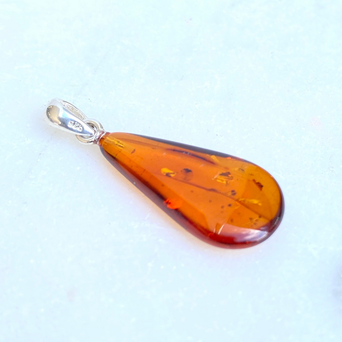 Amber Pendant AP06