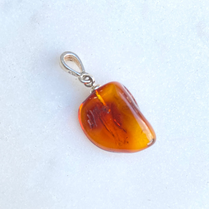 Amber Pendant AP03