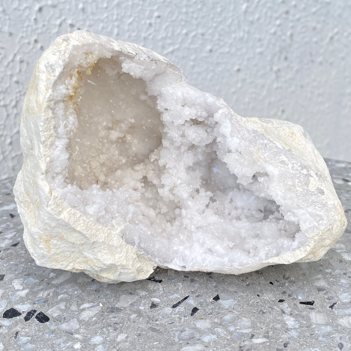 Quartz Thunder Sugar Geode - G3
