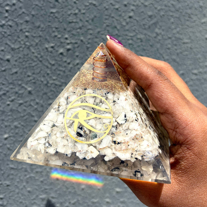 Orgonite Moonstone Pyramid 9x9 cm