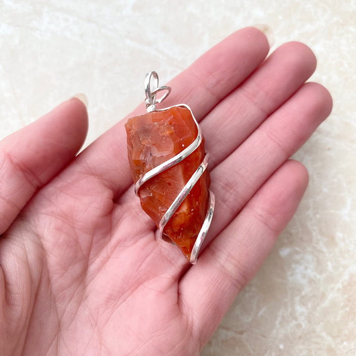 Raw Carnelian Spiral Pendant - 1pc