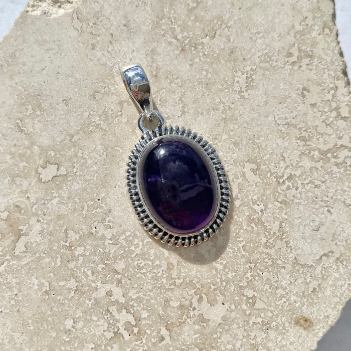 Amethyst Cabochon Oval Pendant AME39