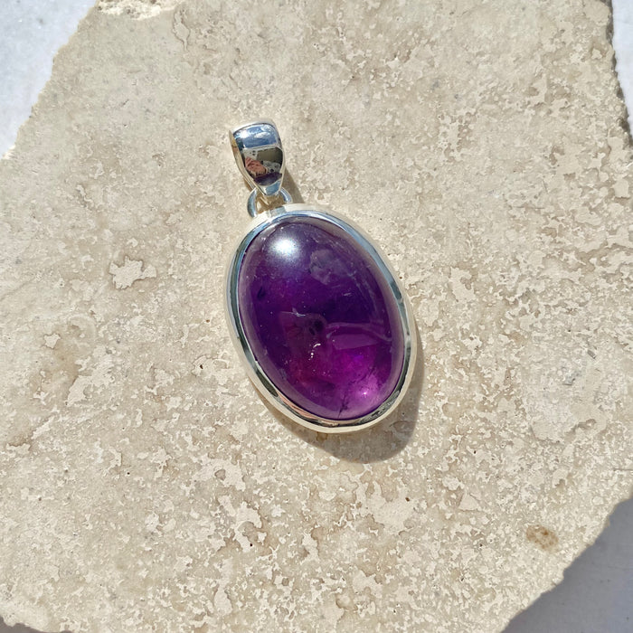 Amethyst Cabochon Oval Pendant AME36