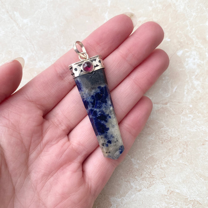 Sodalite Flat Pendant With Garnet