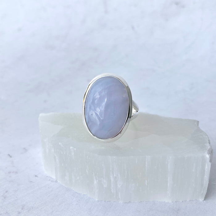 Blue Lace Agate Oval Ring (SZ 8) - BLA15