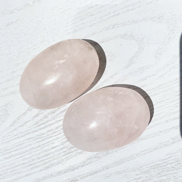 Rose Quartz Palmstone Large - 1pc