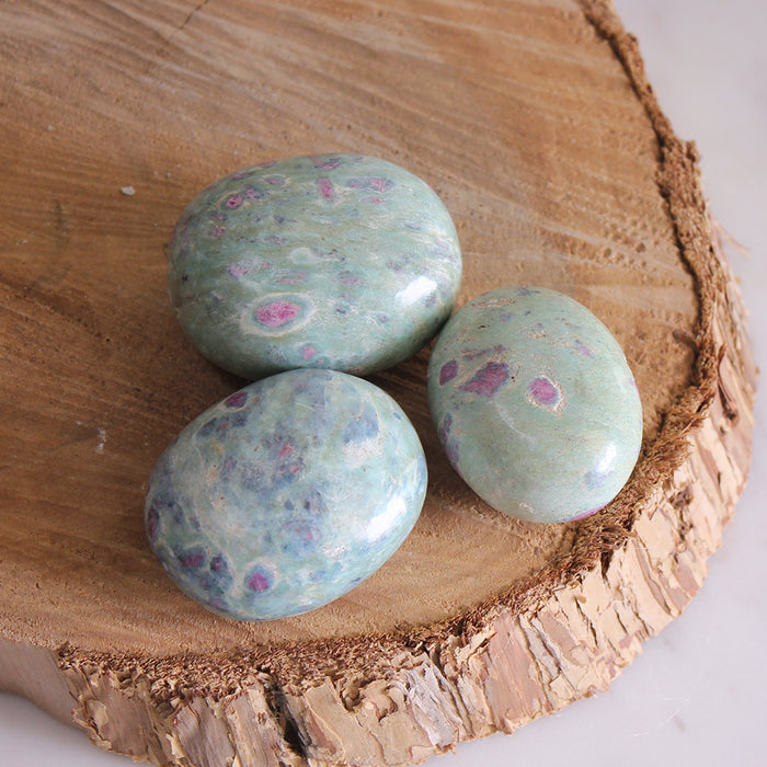 Ruby Fuchsite Palmstone 1pc