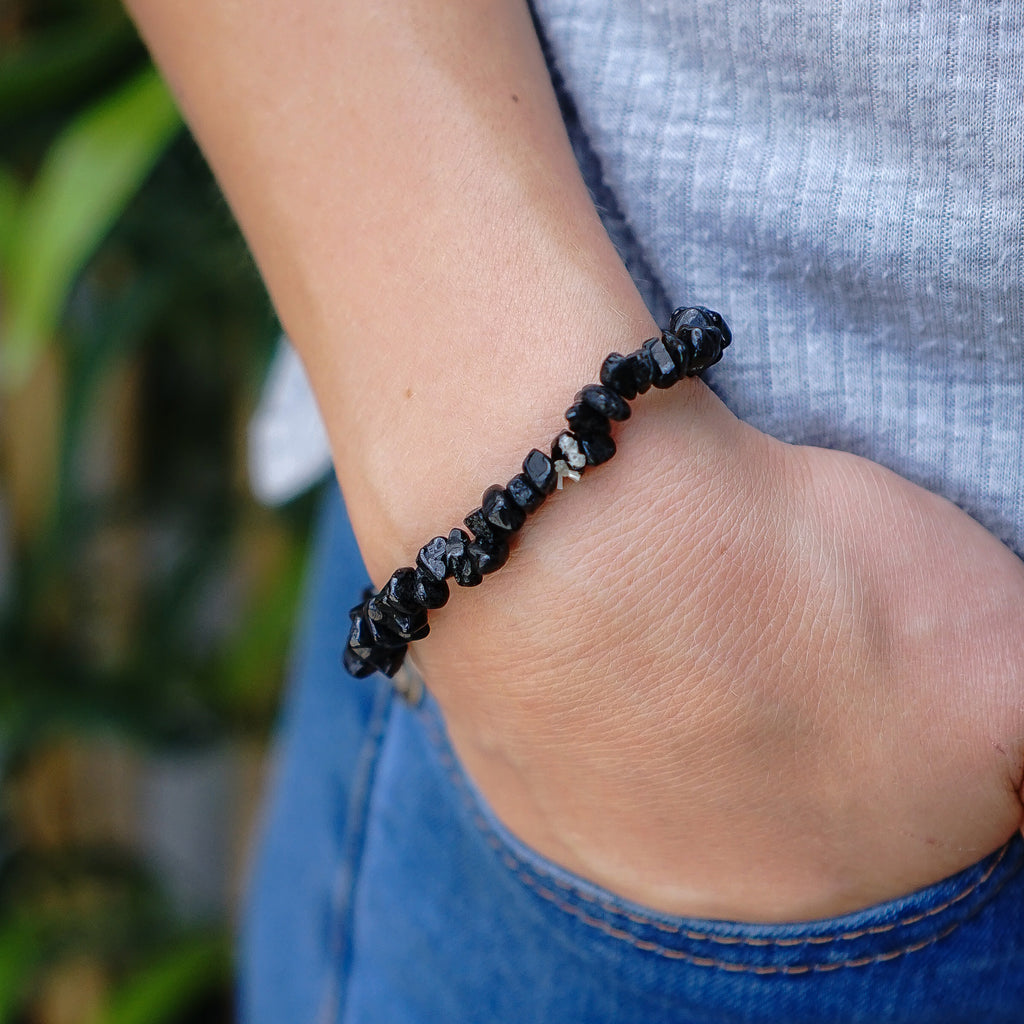 Black tourmaline on sale chip bracelet