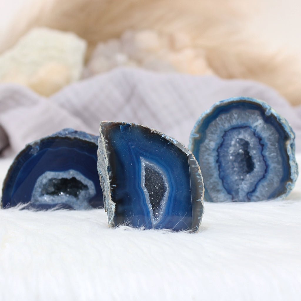 Blue agate deals geode
