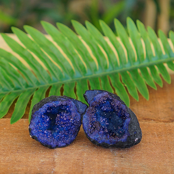Quartz Thunder Geode - Blue Small