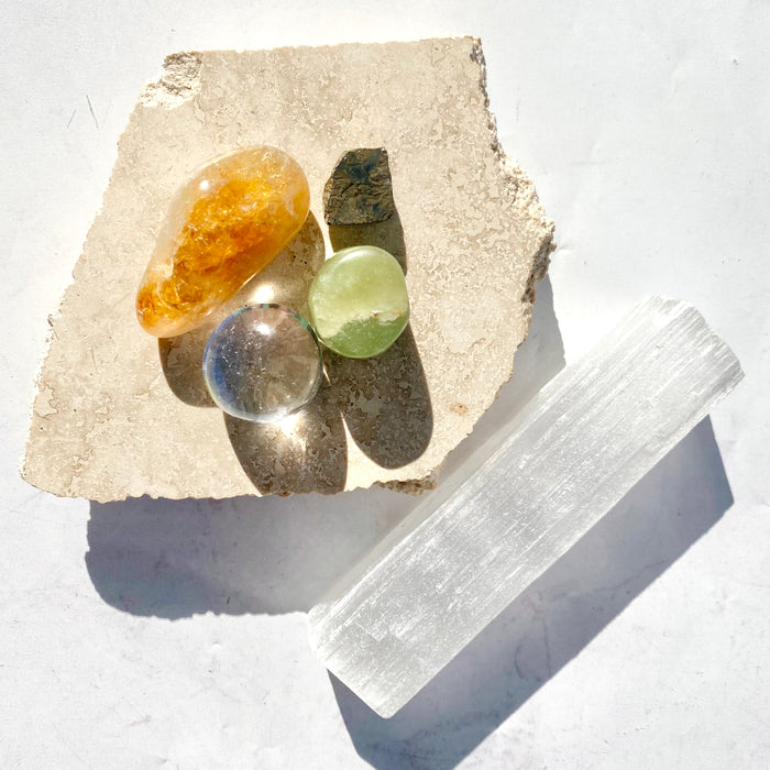 Abundance Kit - Selenite Wand & Tumbled Stones