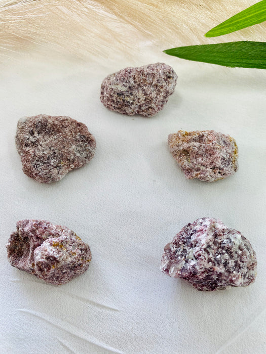 Lepidolite Raw