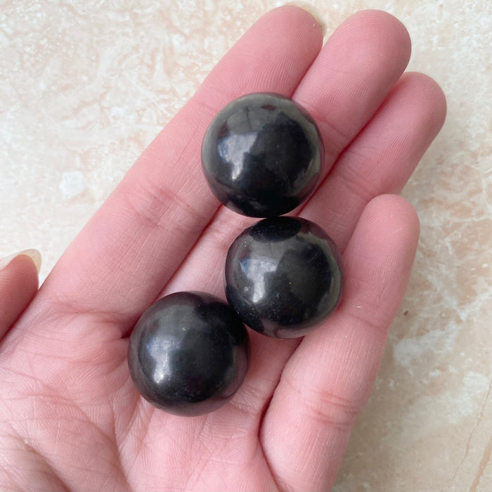Shungite Sphere 2cm - 1pc