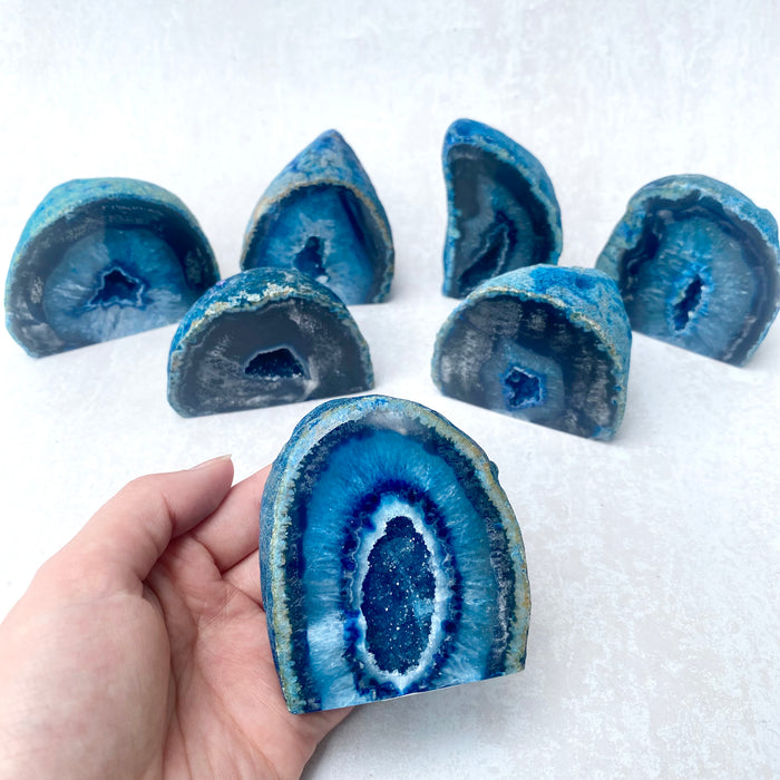 Blue Agate Standing Geode - Medium 1pc