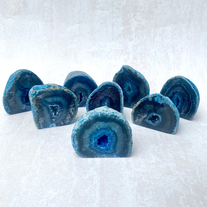 Blue Agate Standing Geode - Medium 1pc