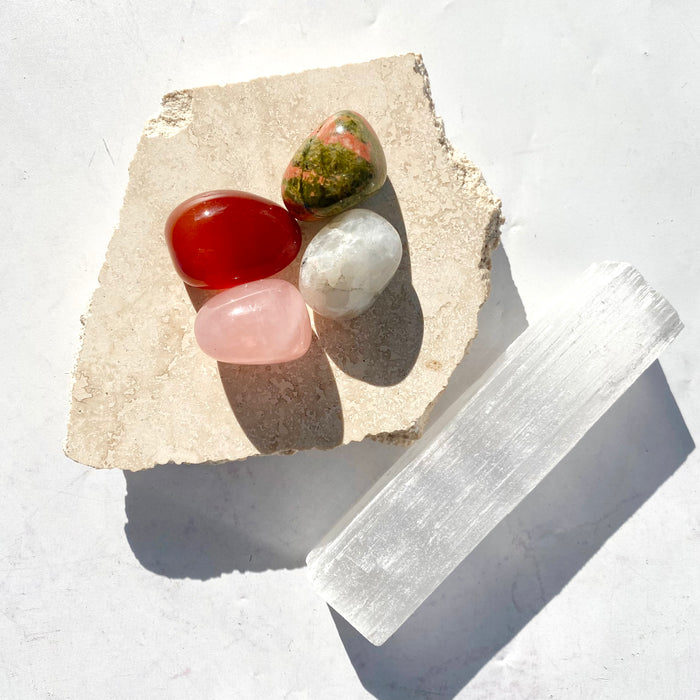 Fertility Kit - Selenite Wand & Tumbled Stones