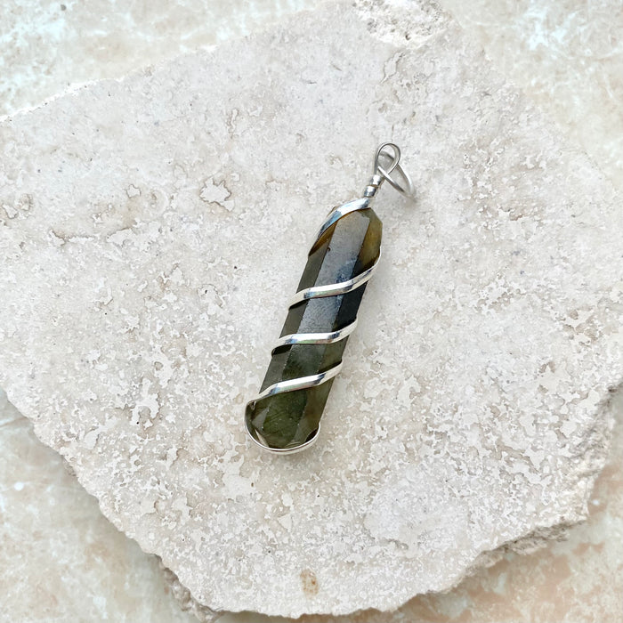 Labradorite Spiral Pendant - 1pc