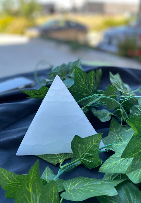 Selenite Charging Plate Triangle Big