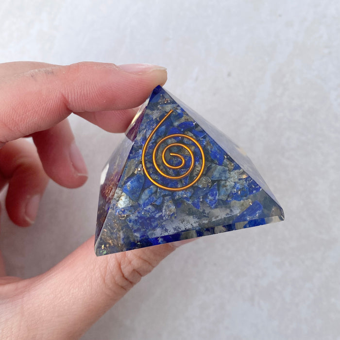 Orgonite Pyramid 4cm- Lapis Lazuli