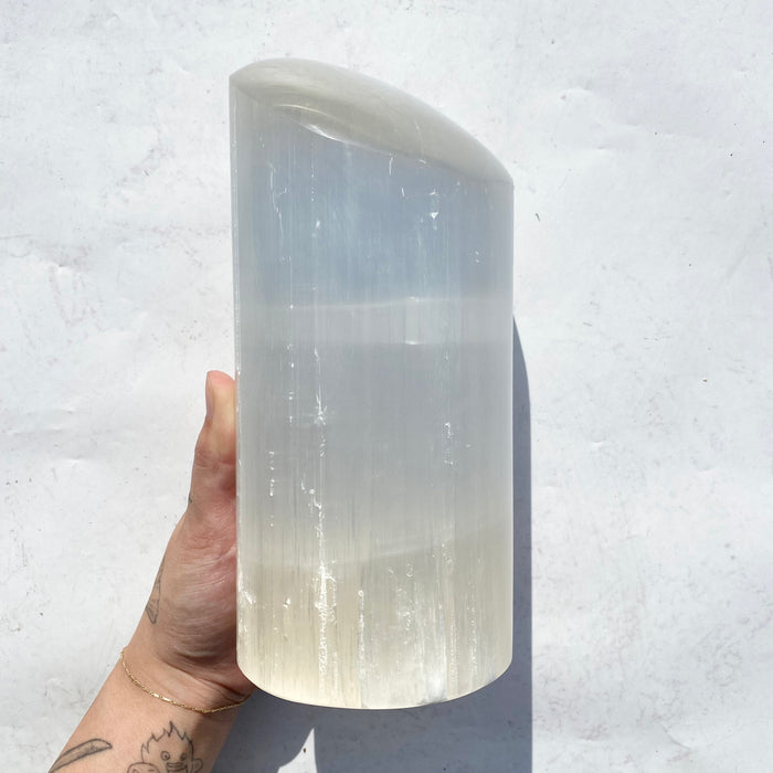 Selenite lipstick shape tower 30cm - No Light